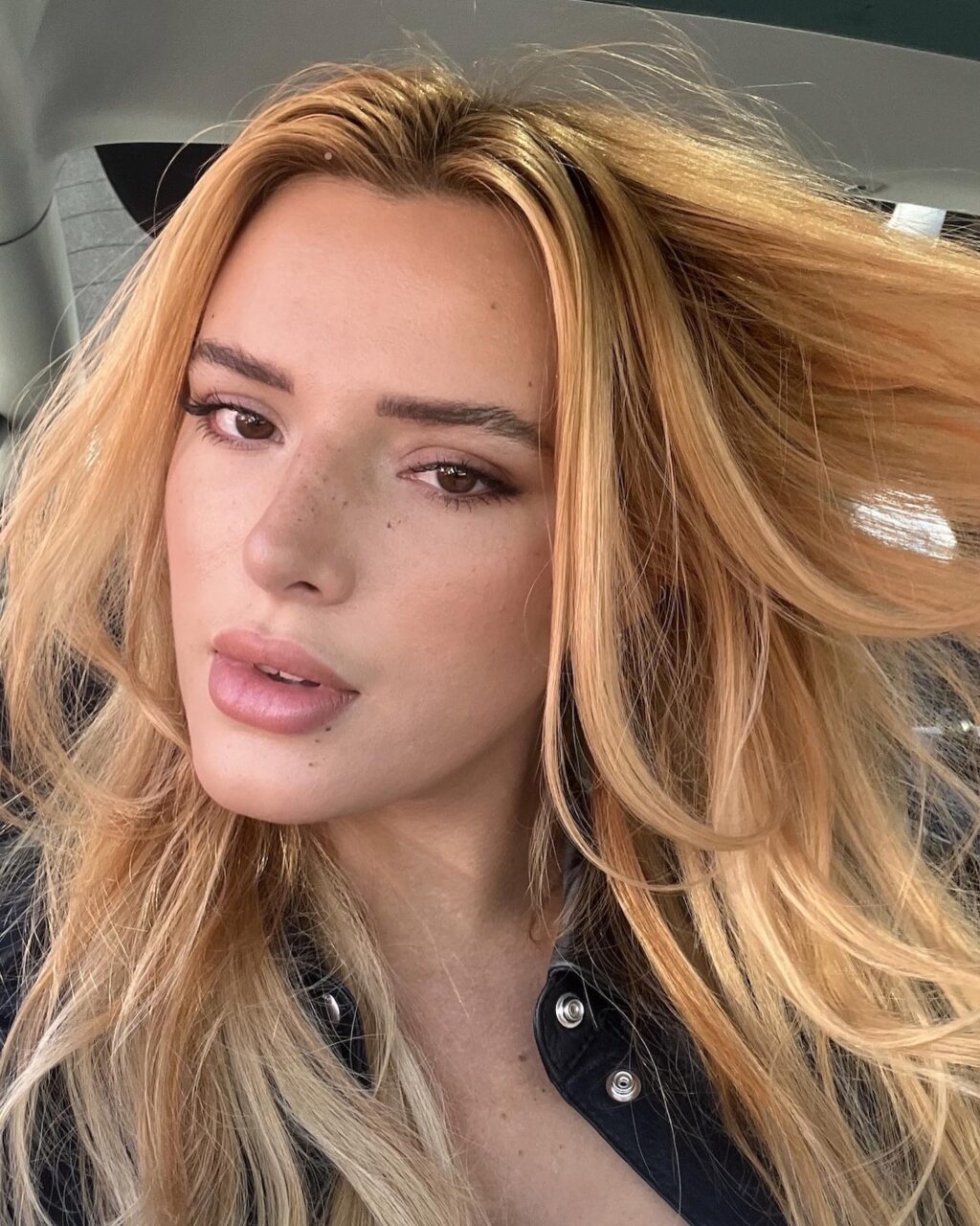 bellathorne_1652988849_2841798901663395391_9721868